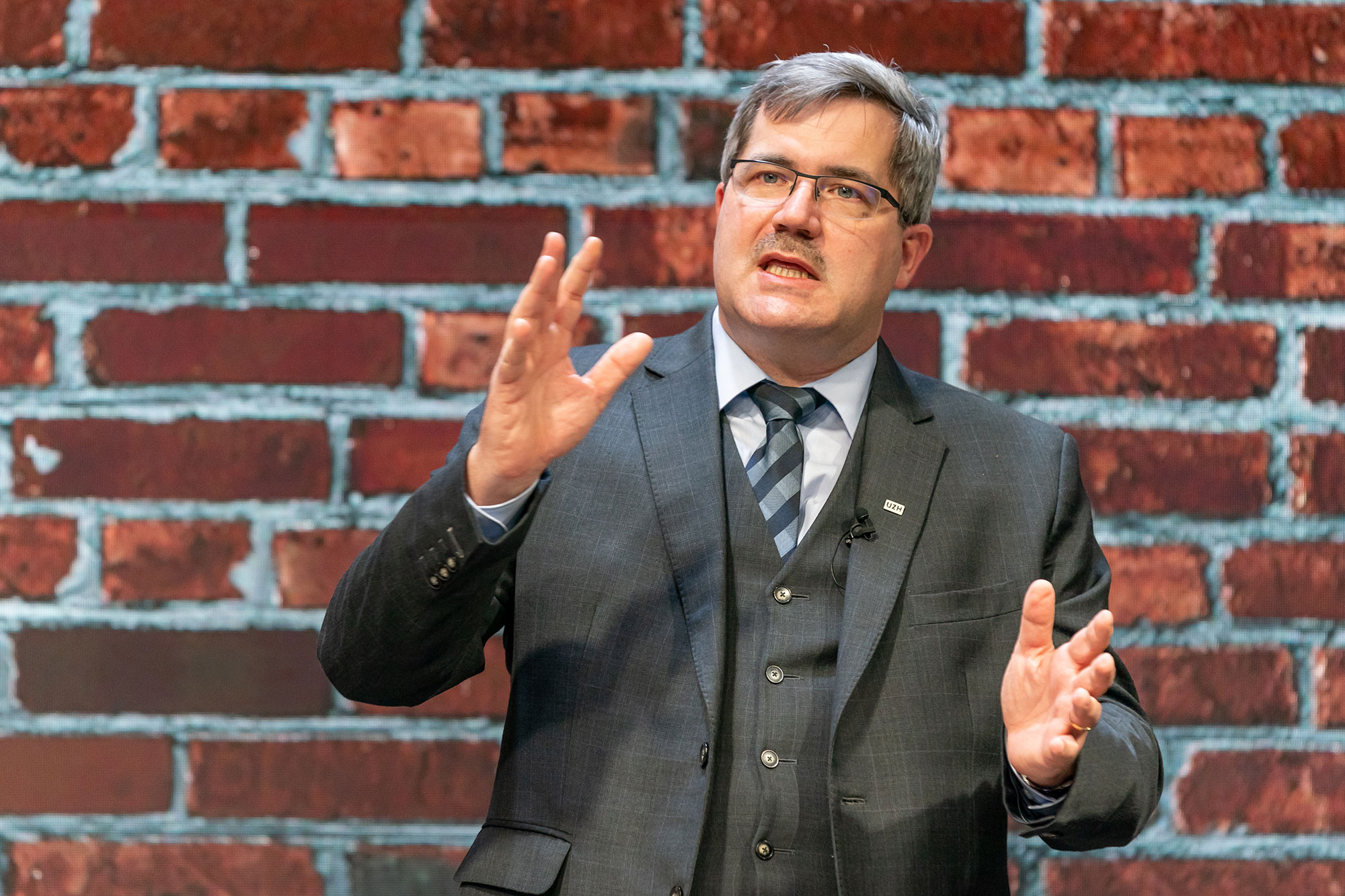 Prof. Dr. iur. Thomas Gächter
